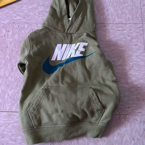Toddler hoodie size 3t